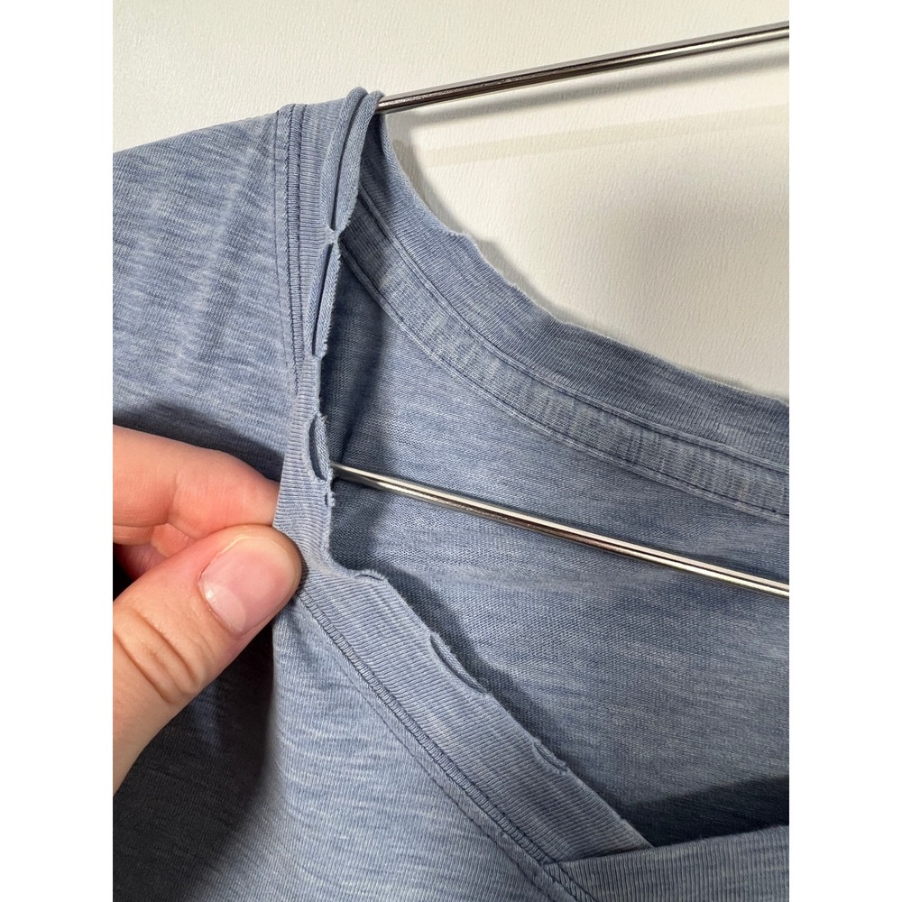 Lululemon V-Neck T-Shirt Blue Heathered Short Sleeve Distressed Workout T-shirt - Picture 7 of 8
